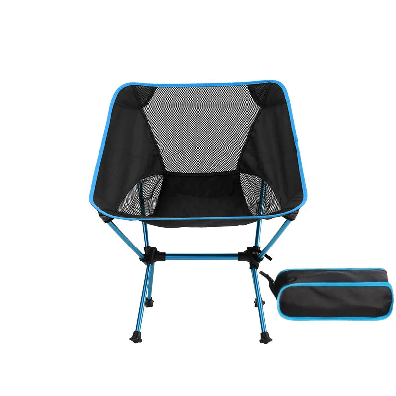 Portable, lightweight and foldable camping chairs, equipped with side pockets for carrying bags, are perfect for hiking, beach