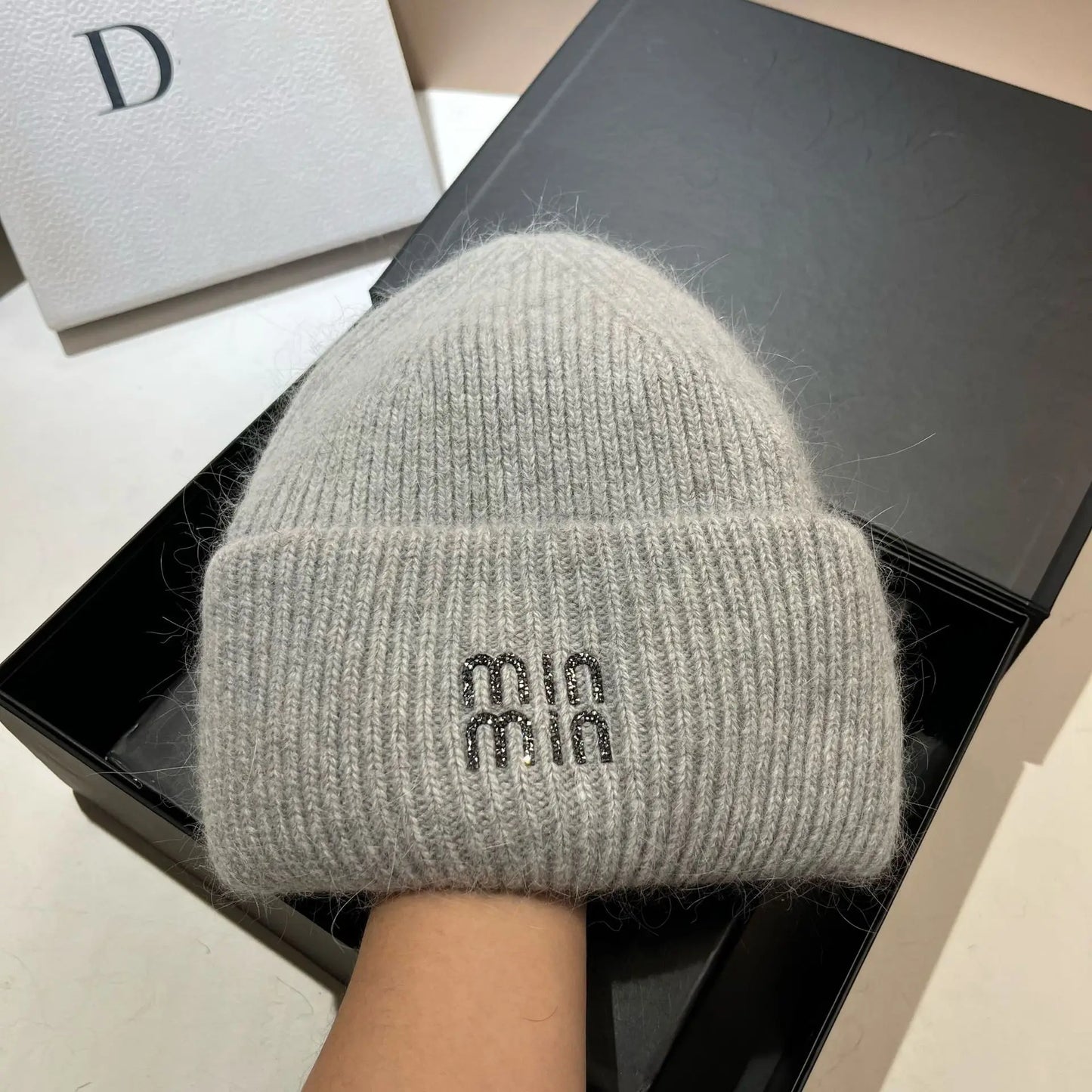 Luxury Rhinestones Fashion Women Winter Hats Real Rabbit Fur Wool Skullies Beanies Knitted Hat Lady Warm Walking Bonnet Cap  Pr